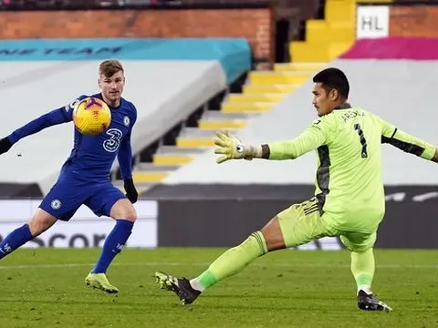 Tịt ngòi 10 trận, Timo Werner vẫn được so sánh với Drogba