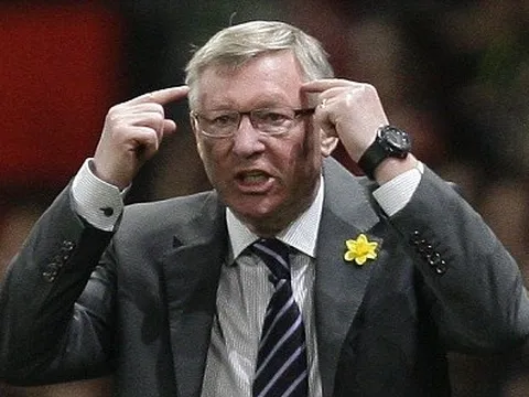 "Tôi bị đuổi xuống tập một mình, hoàn toàn khiếp sợ Sir Alex"