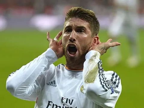 "Tôi cố ý thúc cùi chỏ vào Ramos"