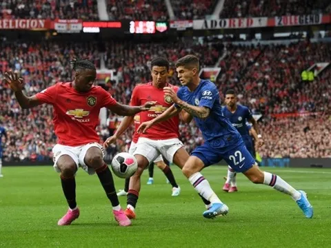 "Tôi đến gặp trinh sát trưởng M.U và bảo cần chiêu mộ cậu ấy lập tức"