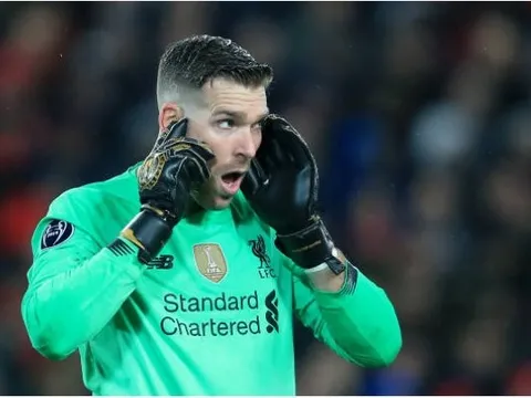 Tội đồ Adrian “đánh trống lãng” dù báo hại khiến Liverpool bị loại