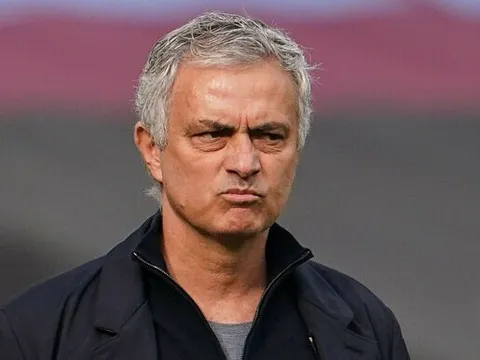 "Tôi không muốn chơi cho Mourinho thêm 1 năm nữa"