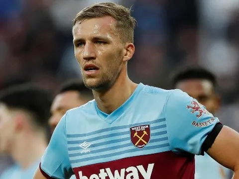 'Tuyển trạch viên Arsenal hẳn đã ngủ gật khi ngó lơ Soucek'