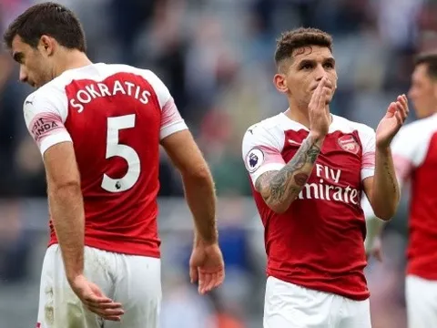 Top 10 cầu thủ rớt giá mạnh nhất ở Premier League: Cay đắng Arsenal!