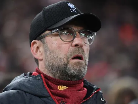 "Tốt nhất nên hủy Premier League, Liverpool cũng không vô địch"