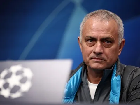 Tottenham bạc nhược, tại sao Mourinho vẫn sẽ không 'bay ghế'?