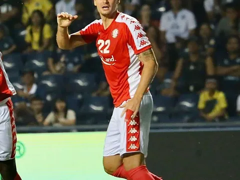 TP.HCM chia tay cựu sao đội tuyển Thụy Điển