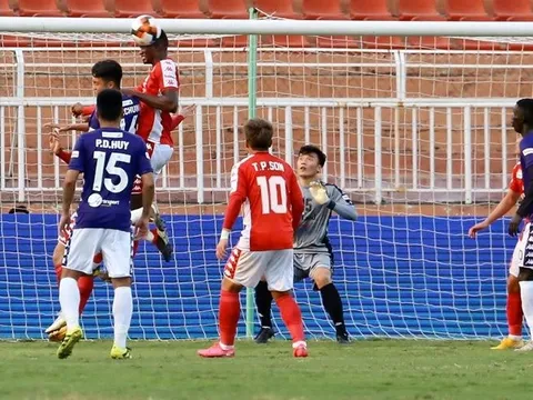 TP.HCM mất Siêu cúp: Thành Rome không thể xây xong trong một ngày