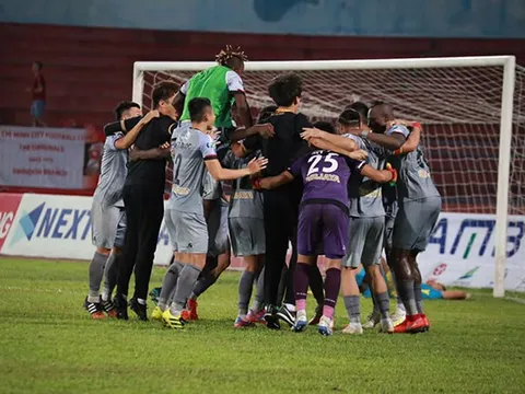 TPHCM thắng penalty 2 lần liên tiếp: Bản lĩnh thầy trò Chung Hae Soung