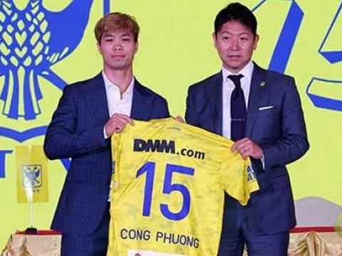 Trang chủ AFC nói 1 điều về Công Phượng sau buổi ký kết với Sint-Truidense thi đấu