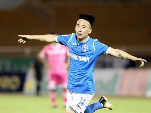 Trang chủ AFC nói 1 sự thật về tài năng của "Iniesta đất Mỏ"