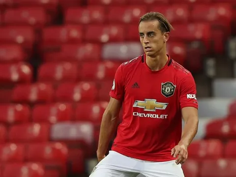 Trang chủ Man Utd chính thức công bố HĐ mới