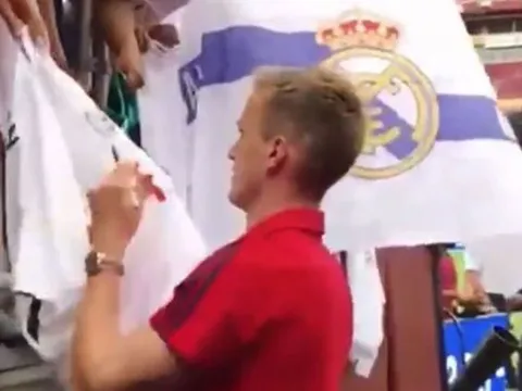 'Trao cậu ta băng đội trưởng đi' - fan Arsenal 'phát rồ' vì 1 ngôi sao