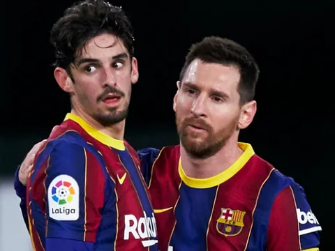 Barca hủy diệt Alaves, Francesco Trincao nói lời thật lòng