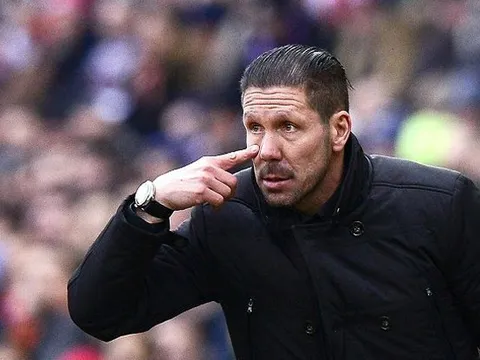 Trò cưng làm loạn khiến Diego Simeone điên tiết