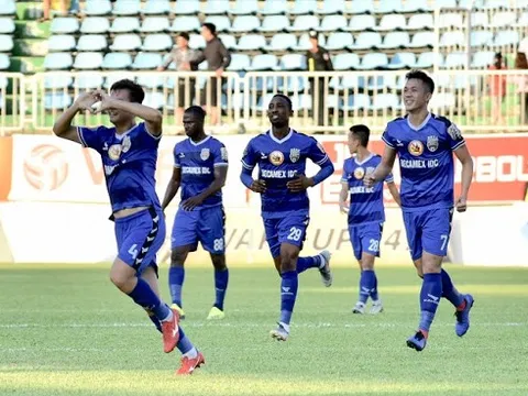 "Trò cưng" thầy Park khai hoả, B.Bình Dương thẳng tiến vào Tứ kết