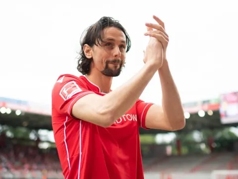 Trở lại Bundesliga, người cũ Dortmund thể hiện 1 quyết tâm