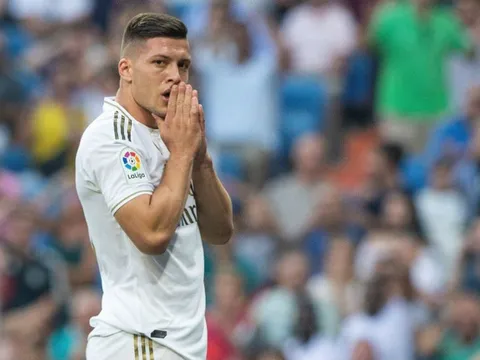 Trở về quê hương, 'bom xịt' Real bị Thủ tướng mắng công khai