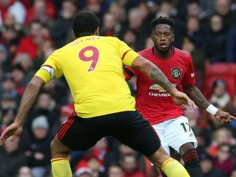 "Chúng tôi cố ý để cầu thủ Man Utd đó nhận bóng, rồi nhảy vào cướp"