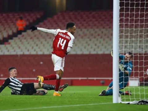TRỰC TIẾP Arsenal 2-0 Newcastle United: Trận đấu khép lại!
