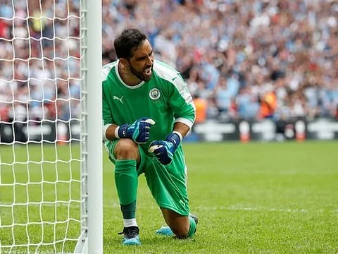 TRỰC TIẾP Liverpool 1-1 Man City (pen: 4-5): Wijnaldum hóa tội đồ (KT)