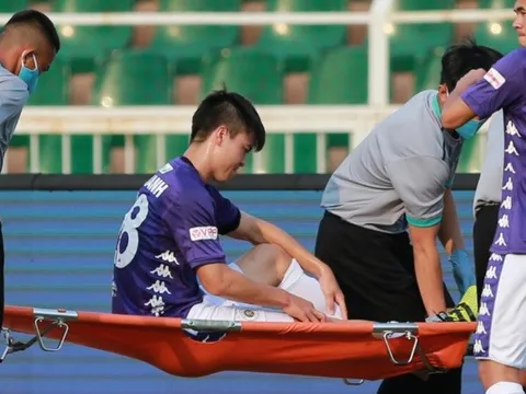Trung vệ Duy Mạnh chấn thương, HLV Park Hang-seo lo “sốt vó”