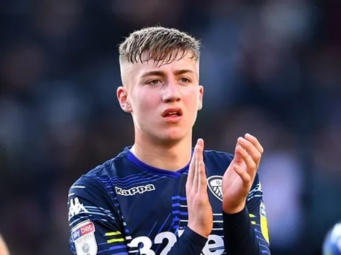Trước Jack Clarke, sự nghiệp của các ngôi sao trưởng thành từ Leeds ra sao?