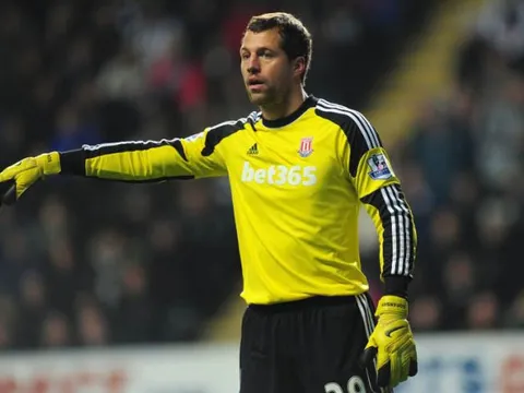 "Trước khi đến Sunderland, tôi đã từng tập luyện tại Man Utd"