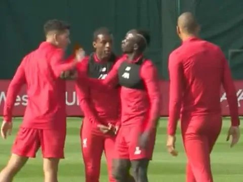 Trước thềm Champions League, nội bộ Liverpool lại lục đục