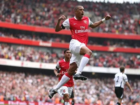 Trước Willian, những 'vũ công Samba' thể hiện ra sao tại Arsenal?