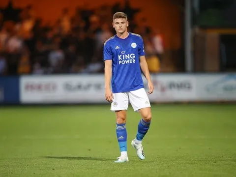 Từ bỏ "quái thú", Liverpool đưa sao mới nổi của "Bầy cáo" vào tầm ngắm