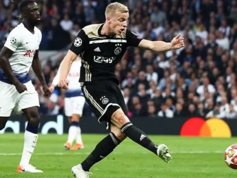 Từ bỏ "viên ngọc" Ajax, Tottenham quyết giữ chân "phù thuỷ" London