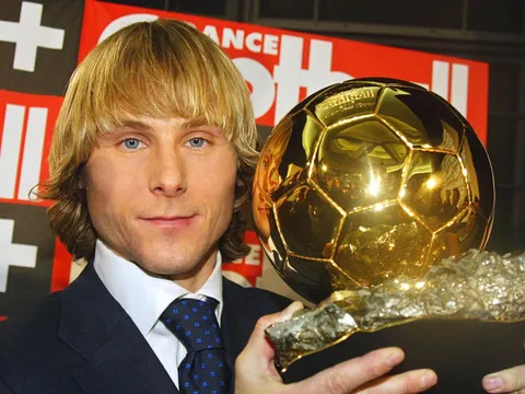 Từ chối đến Inter, huyền thoại Juve lỡ cơ hội giành Champions League