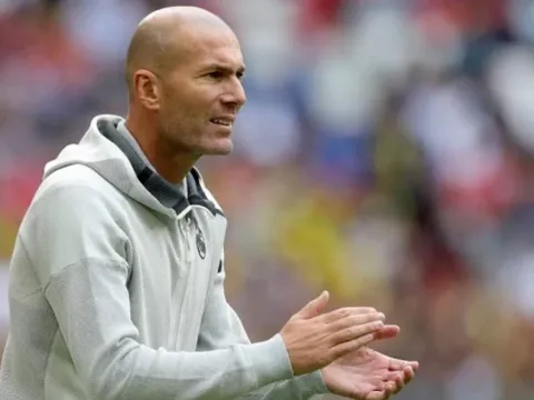 Từ chối phương án B, Zidane quyết giật sao 90 triệu của M.U đến cùng