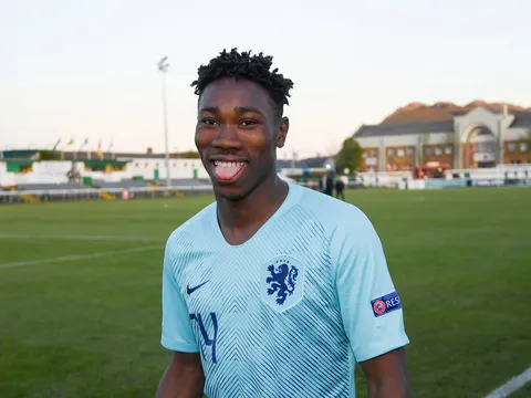 Tứ đại gia cạnh tranh cho chữ ký của 'Lukaku mới'