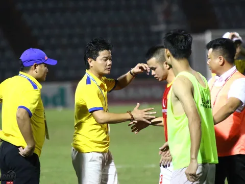 Từ Nam Định đến Sanna Khánh Hòa BVN: Ta thay đổi khi đời thay đổi