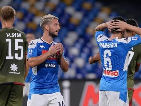 Tung 30 cú sút, Napoli vẫn ôm hận trước Cagliari