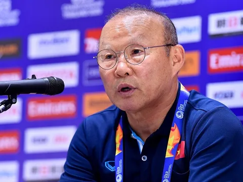 Tướng Park chia tay trợ lý người Hàn Quốc