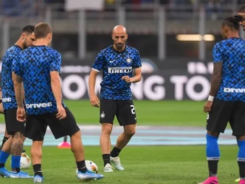 Tuyến giữa chật chội, sao Tây Ban Nha vẫn không muốn rời Inter Milan