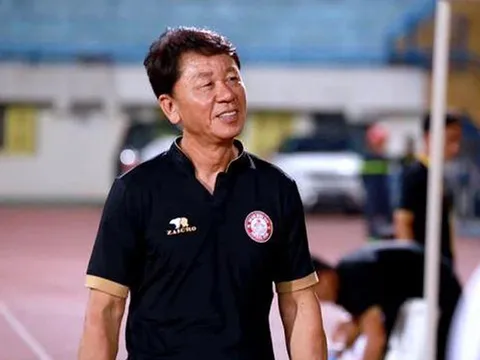 HLV TP.HCM: Còn quá sớm để nghĩ về chức vô địch