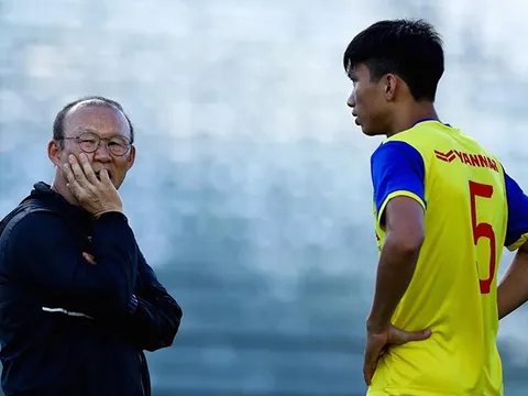U22 Việt Nam tập trung: HLV Park Hang-seo đã "lãng quên" Đoàn Văn Hậu?