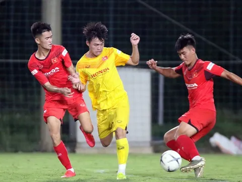 U22 Việt Nam thi đấu đối kháng, tích cực "lấy điểm" với thầy Park