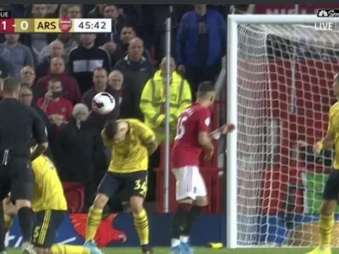 Emery lên tiếng, nhận định sốc về màn 'né bóng' của thủ quân Arsenal