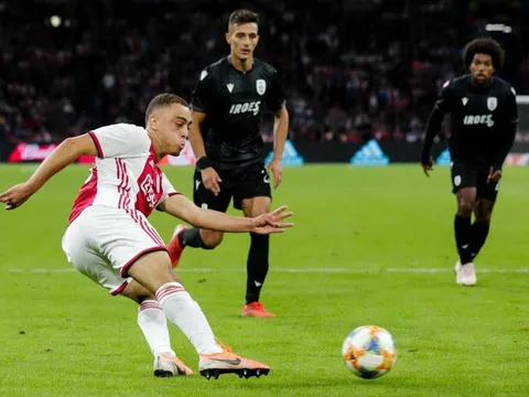 Ajax nâng hàng loạt sao trẻ lên đội một, sẵn sàng tiếp đón Chelsea