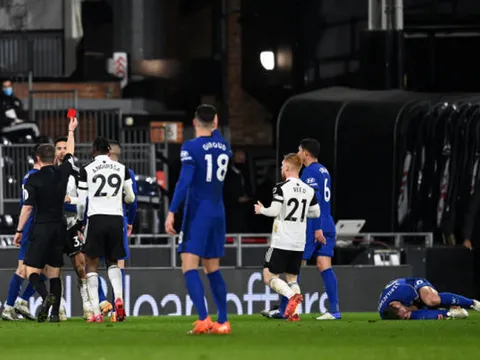 "Trò cưng" của Lampard hóa người hùng, Chelsea thắng nhọc trong thế hơn người