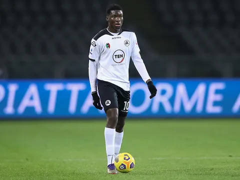 Tăng cường tuyến giữa, Bayern Munich muốn có thần đồng của Inter