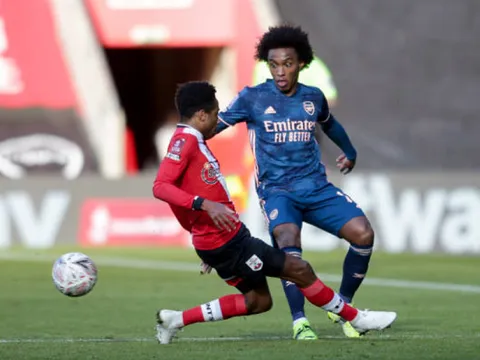 "Buồn của Arsenal" nên thấy may vì sân không có khán giả