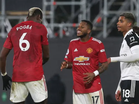 Bị phạm lỗi vẫn không từ bỏ, sao Man Utd thể hiện phẩm chất chiến binh