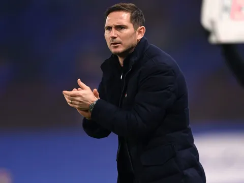Chelsea sa sút, Lampard làm một điều với các học trò