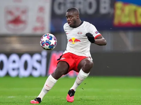 Đối tác hạ giá, đối thủ bỏ cuộc, Arsenal quyết tất tay thâu tóm "đá tảng Bundesliga"